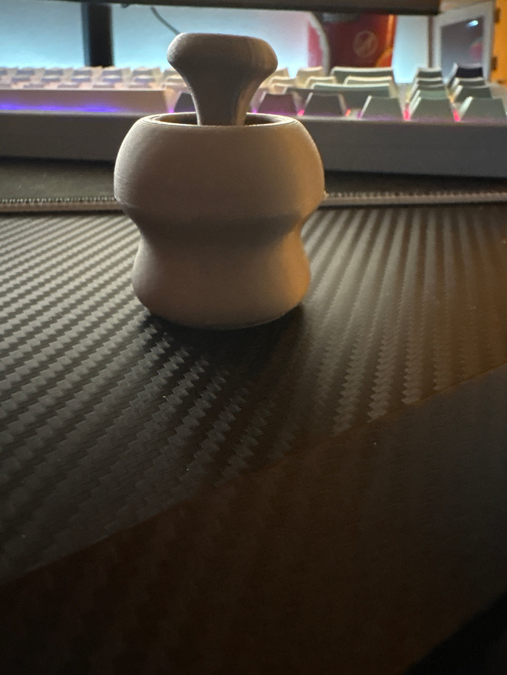 1 gray joystick fidget toy