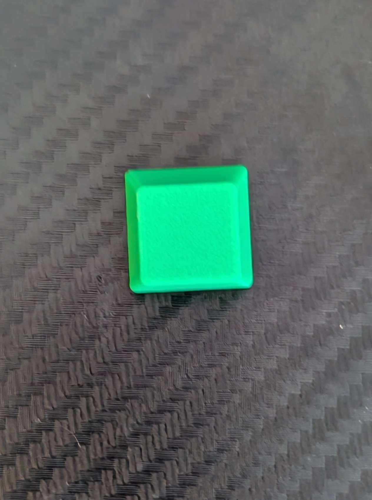 4 Green key caps