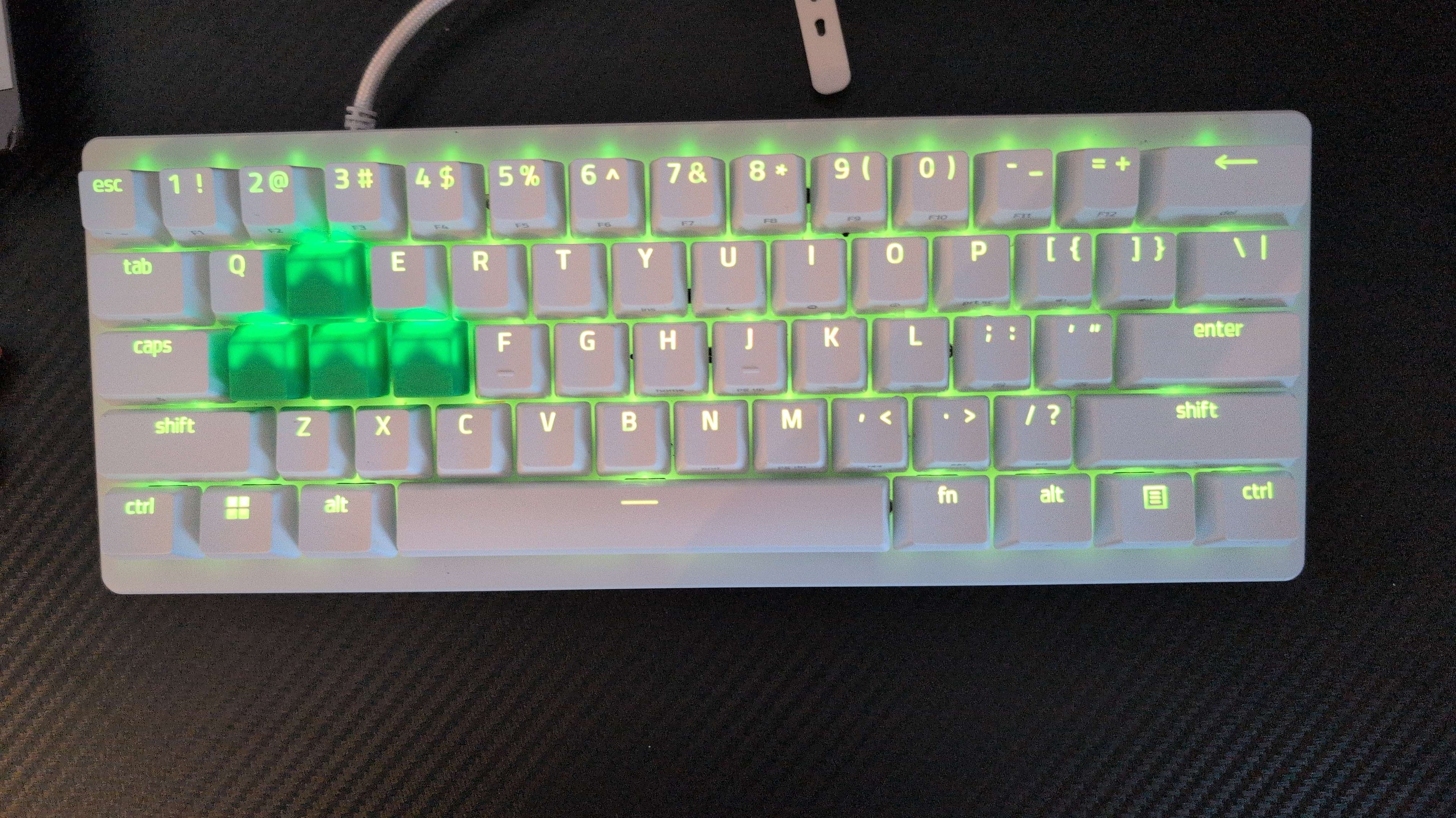 4 Green key caps